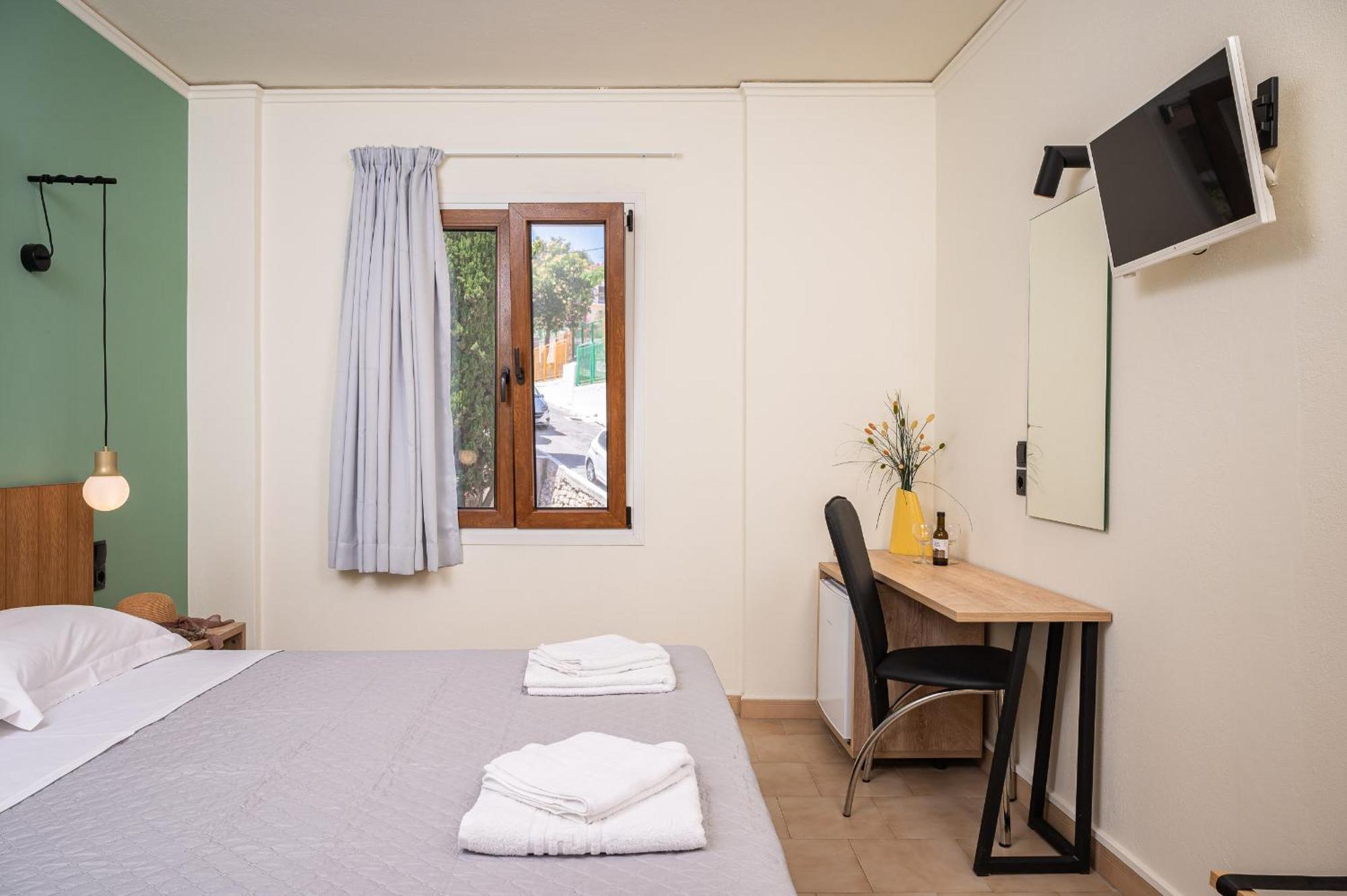Emily Hotel Agia Paraskevi  Luaran gambar