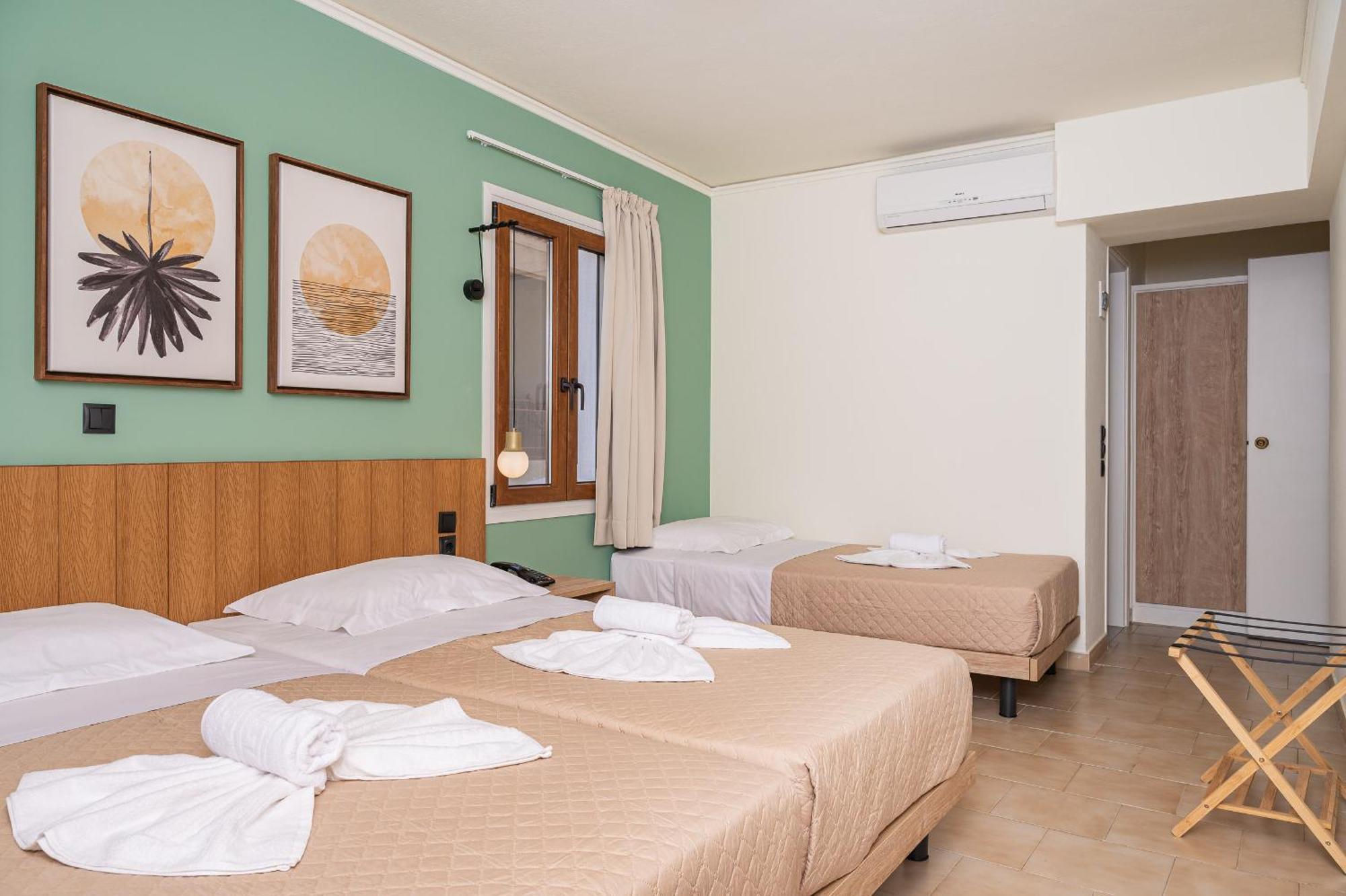 Emily Hotel Agia Paraskevi  Luaran gambar